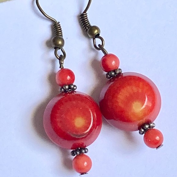 Vintage Art Glass Bead Earrings Coral Red Orange Hand Made Bronze Plated - Picture 6 of 16